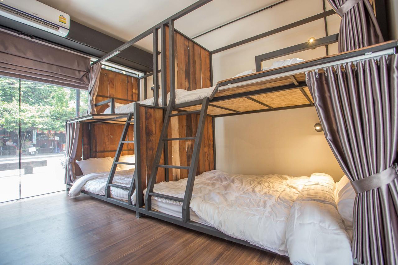 Sleep With You - Hatch Co-Living And Co-Working Space Csiangmaj Kültér fotó