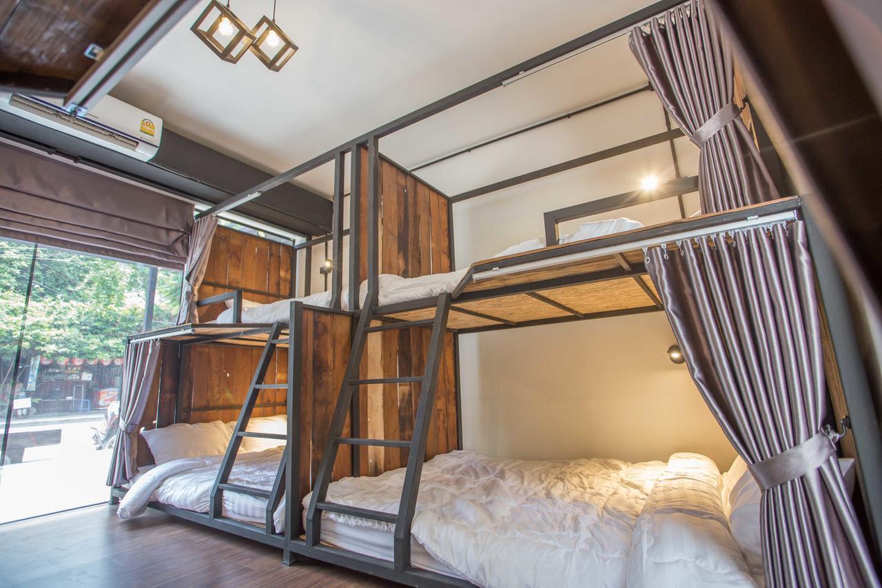 Sleep With You - Hatch Co-Living And Co-Working Space Csiangmaj Kültér fotó