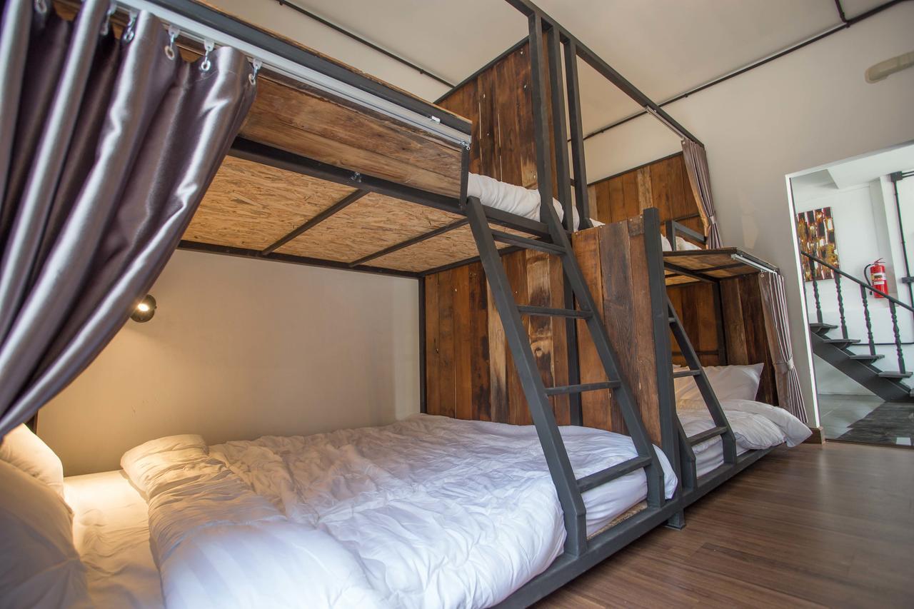 Sleep With You - Hatch Co-Living And Co-Working Space Csiangmaj Kültér fotó