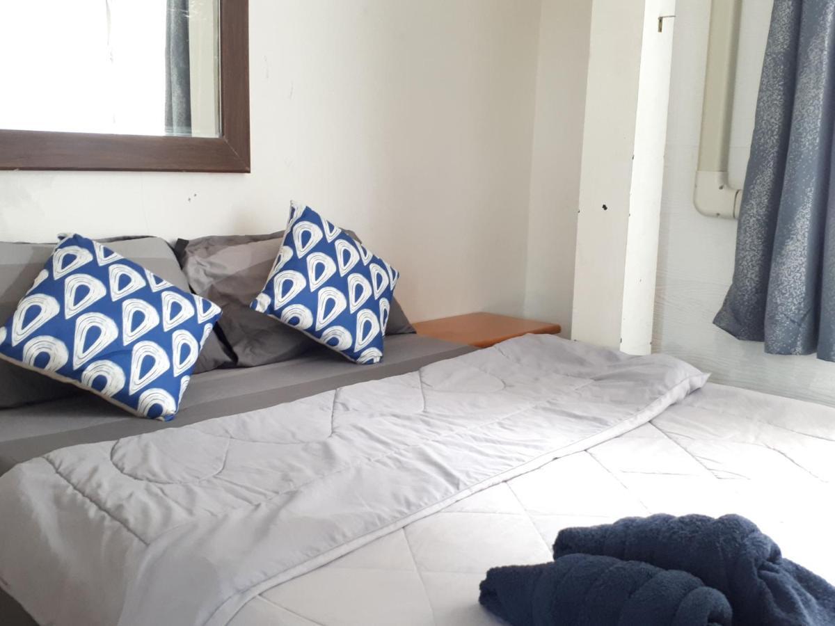 Sleep With You - Hatch Co-Living And Co-Working Space Csiangmaj Kültér fotó