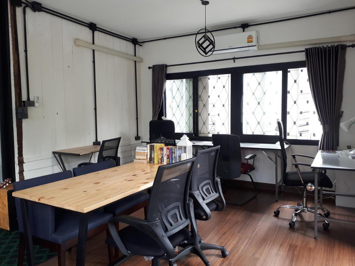 Sleep With You - Hatch Co-Living And Co-Working Space Csiangmaj Kültér fotó